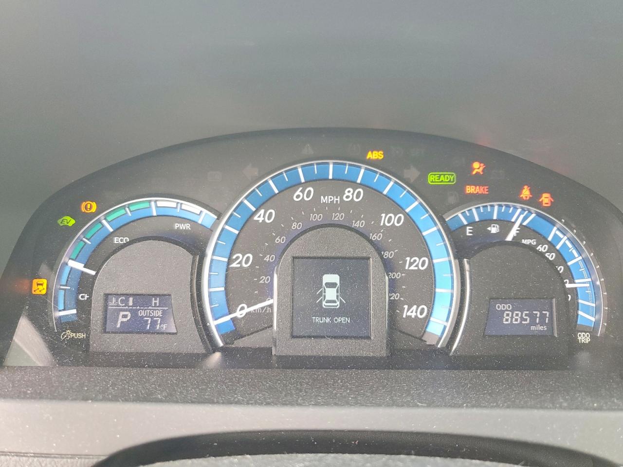 2012 TOYOTA CAMRY SOLA