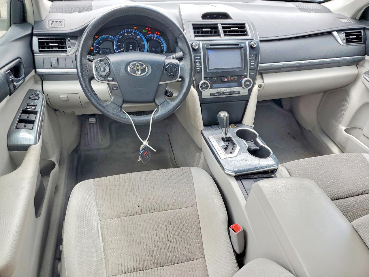 2012 TOYOTA CAMRY SOLA