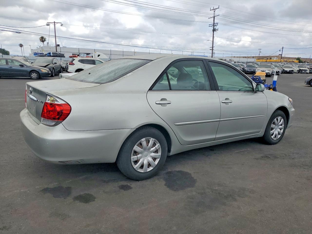2005 TOYOTA CAMRY