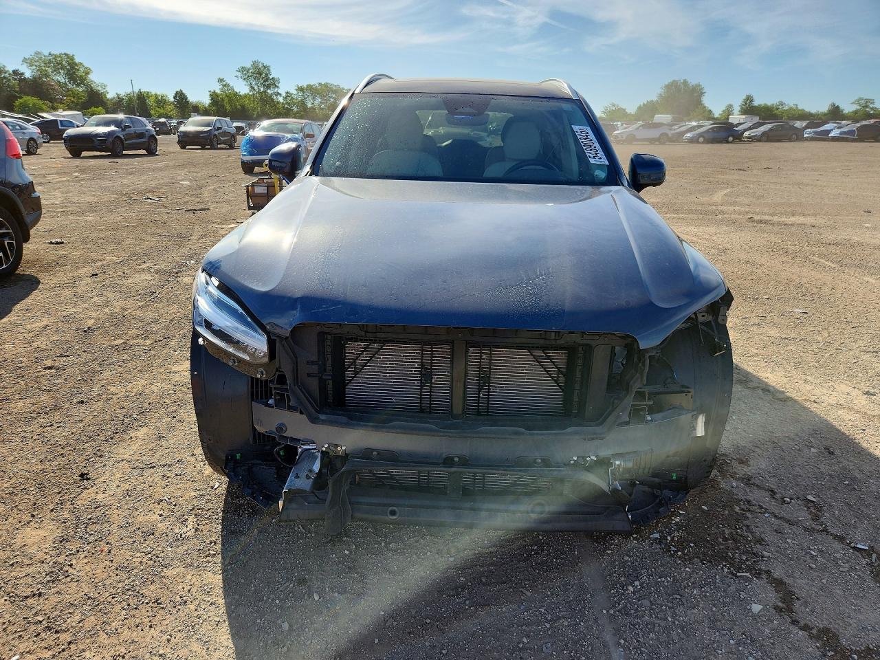 2024 VOLVO XC90