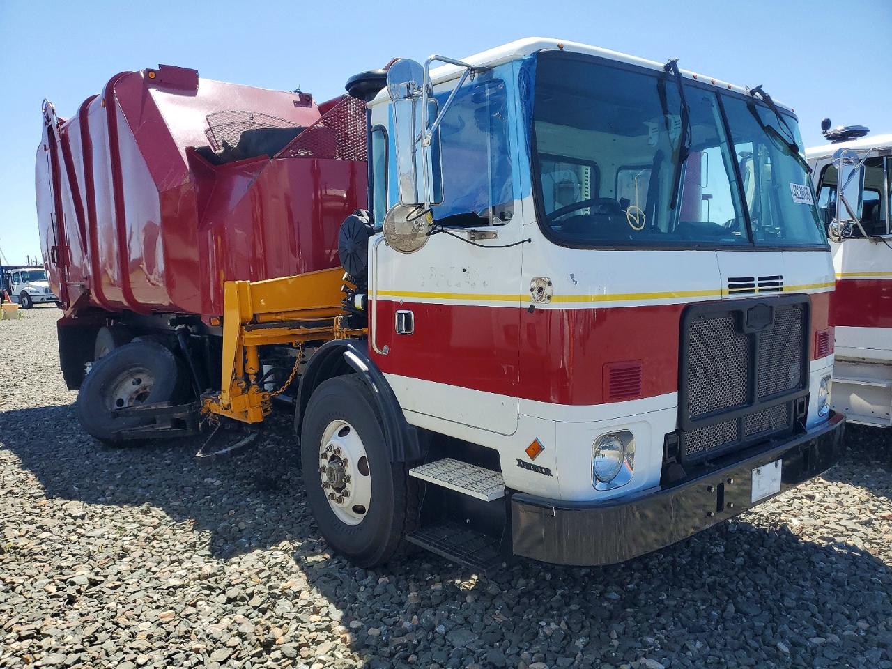 2009 AUTOCAR LLC ALL OTHER