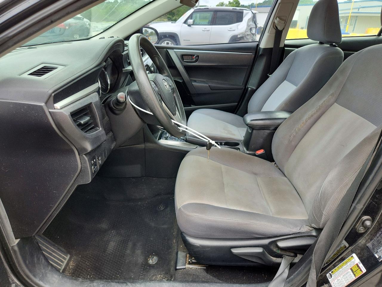 2015 TOYOTA COROLLA