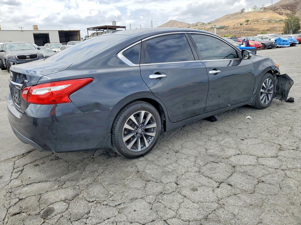 2016 NISSAN ALTIMA