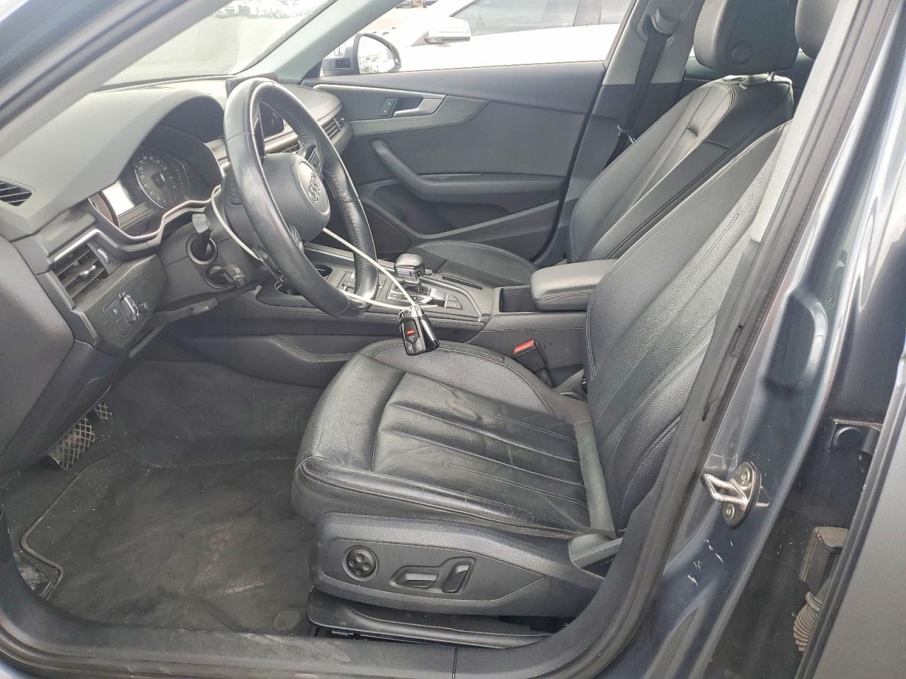 2019 AUDI A4