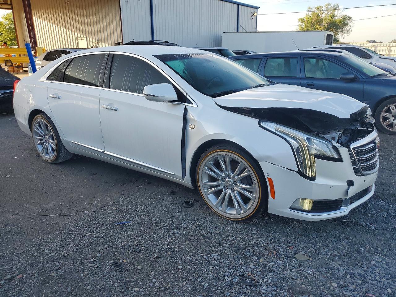 2019 CADILLAC XTS