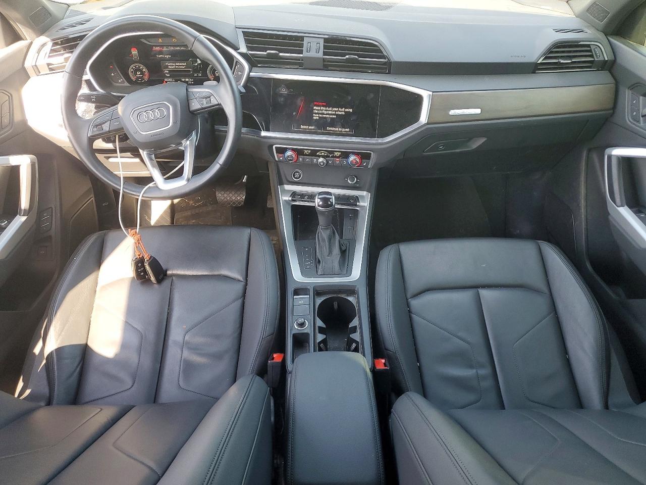 2022 AUDI Q3