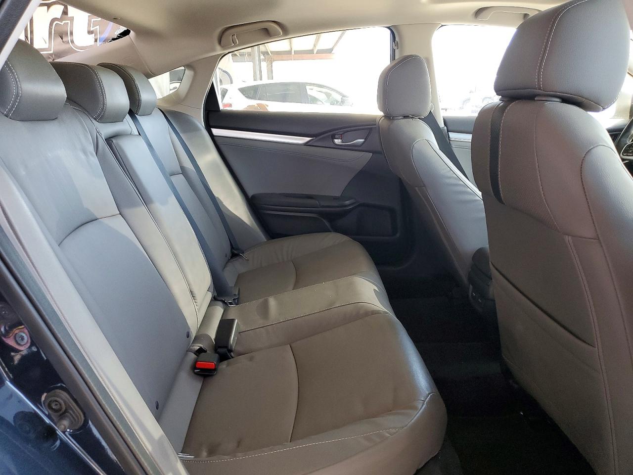 2016 HONDA CIVIC