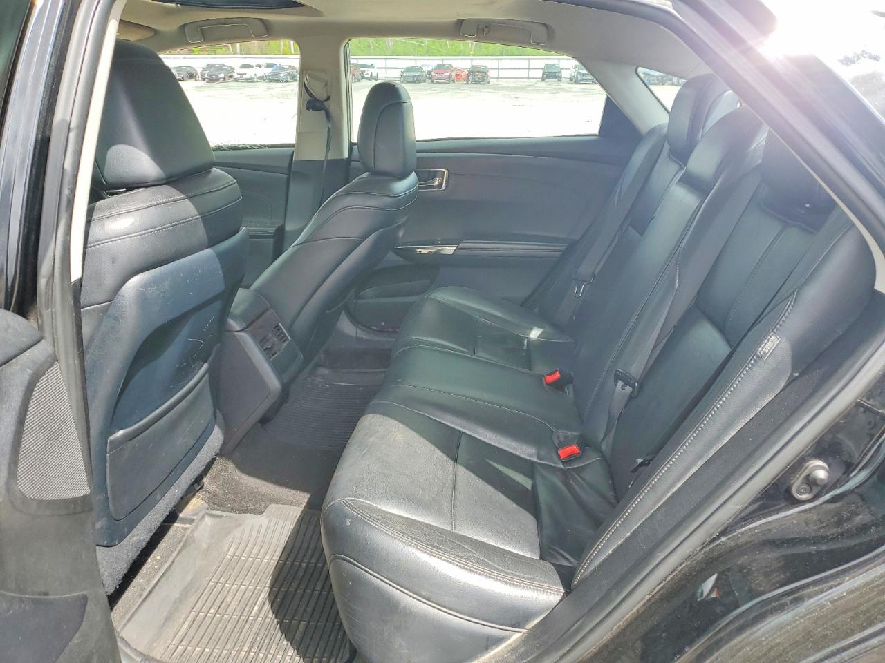 2014 TOYOTA AVALON
