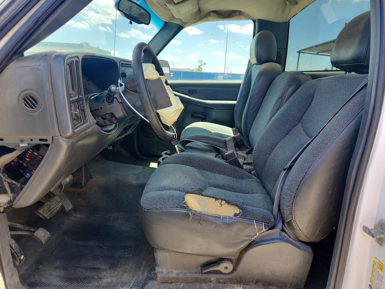 2006 GMC SIERRA