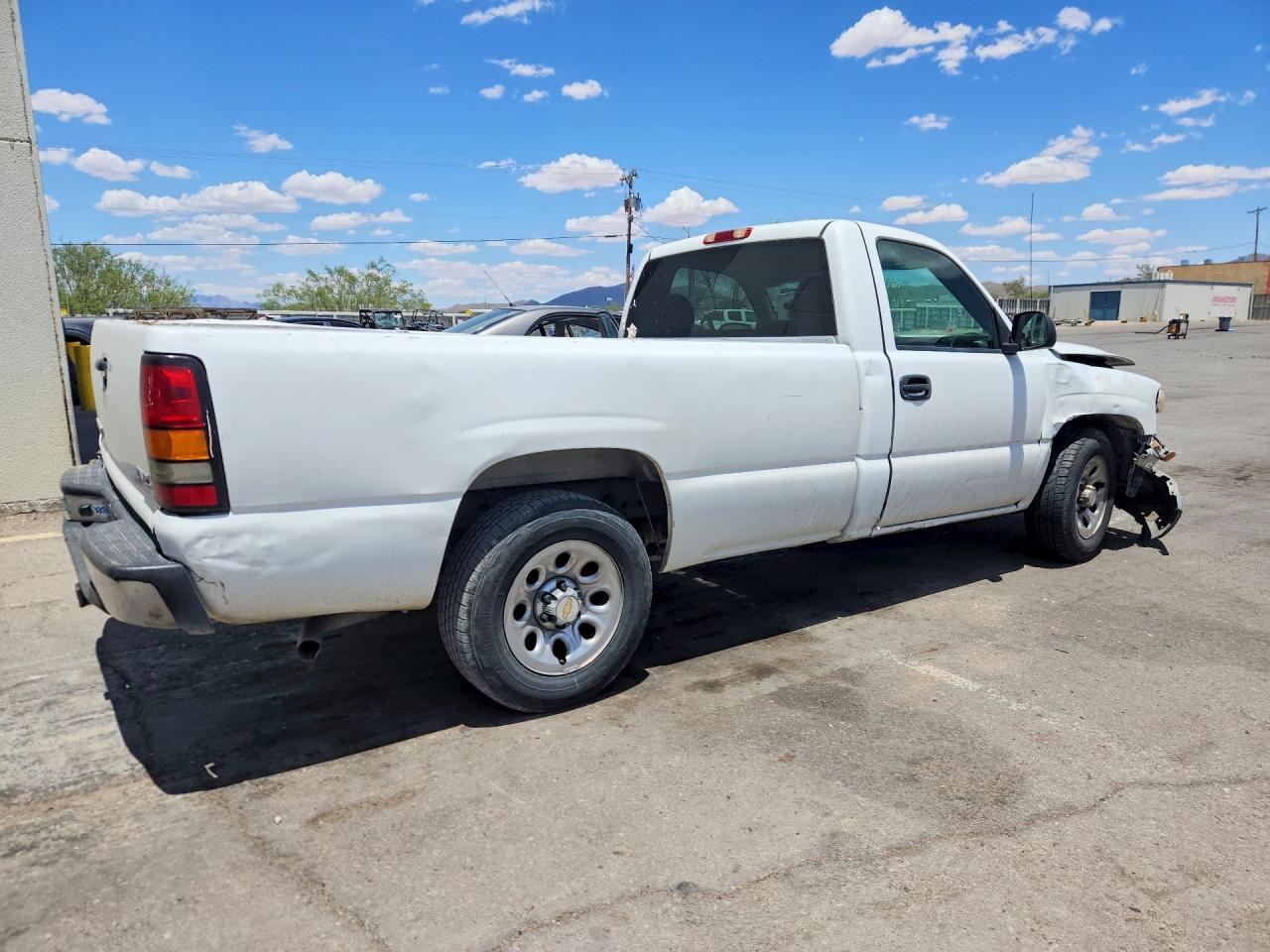 2006 GMC SIERRA
