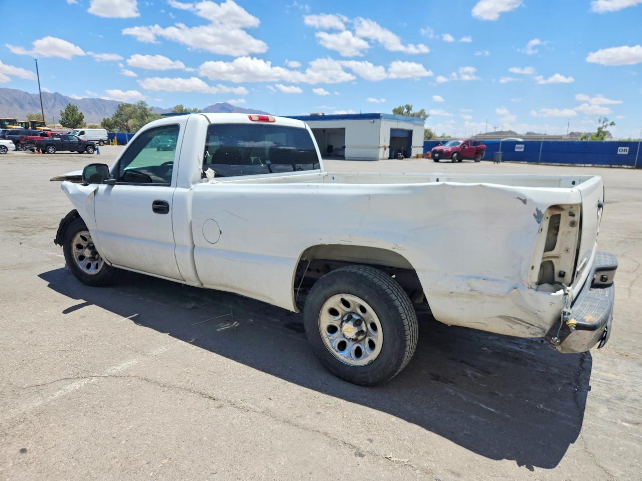 2006 GMC SIERRA