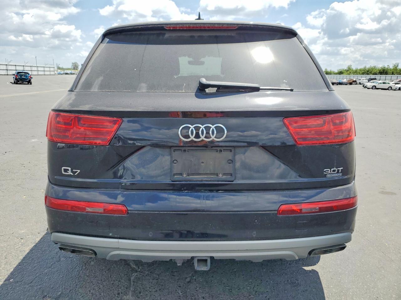 2017 AUDI Q7