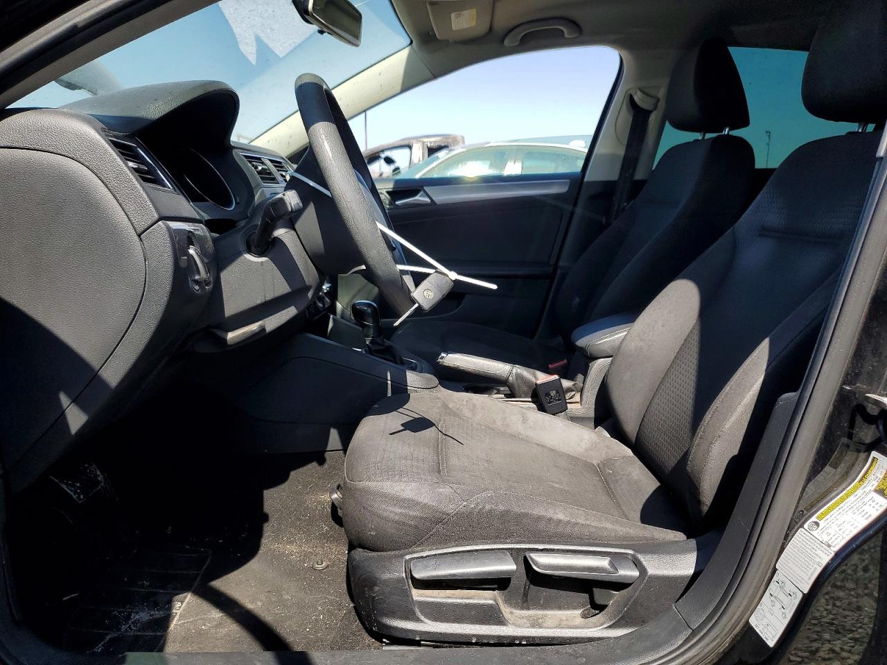 2015 VOLKSWAGEN JETTA