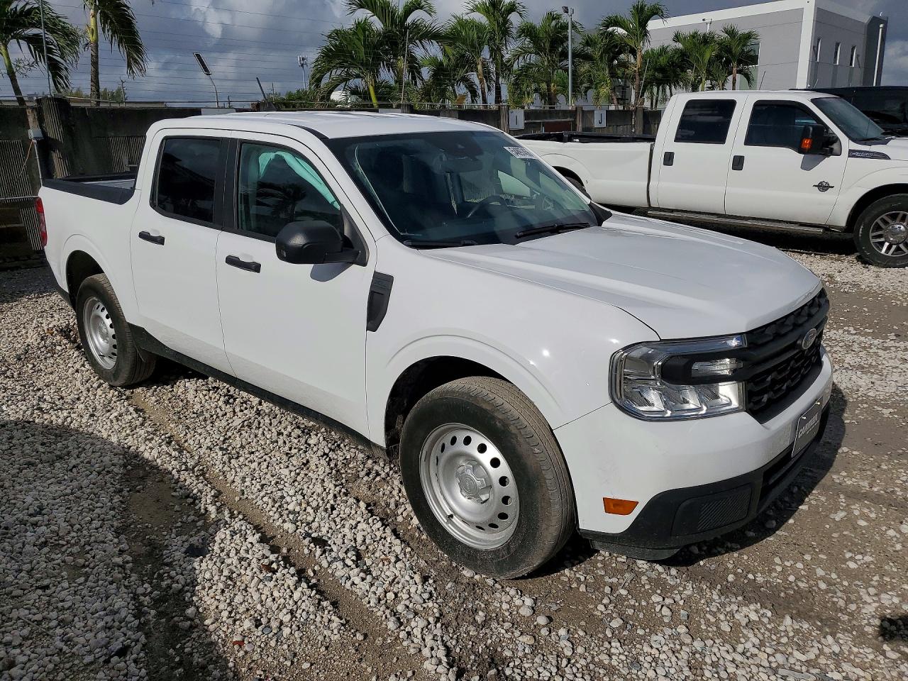 2024 FORD MAVERICK