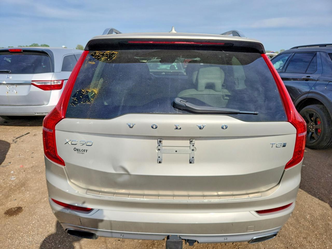 2016 VOLVO XC90