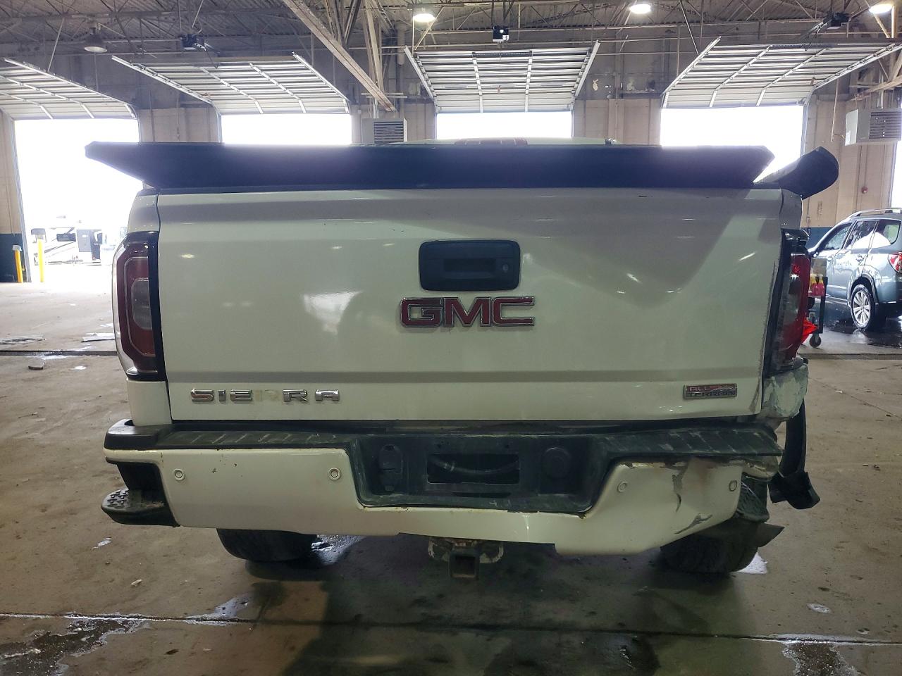 2016 GMC SIERRA