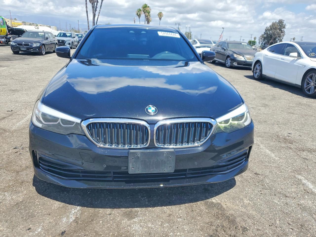 2019 BMW 5 SERIES