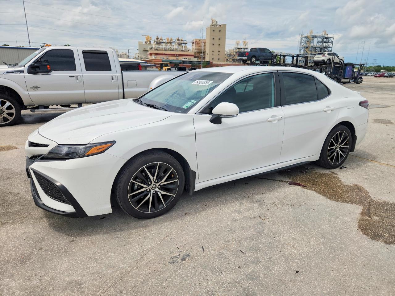 2023 TOYOTA CAMRY