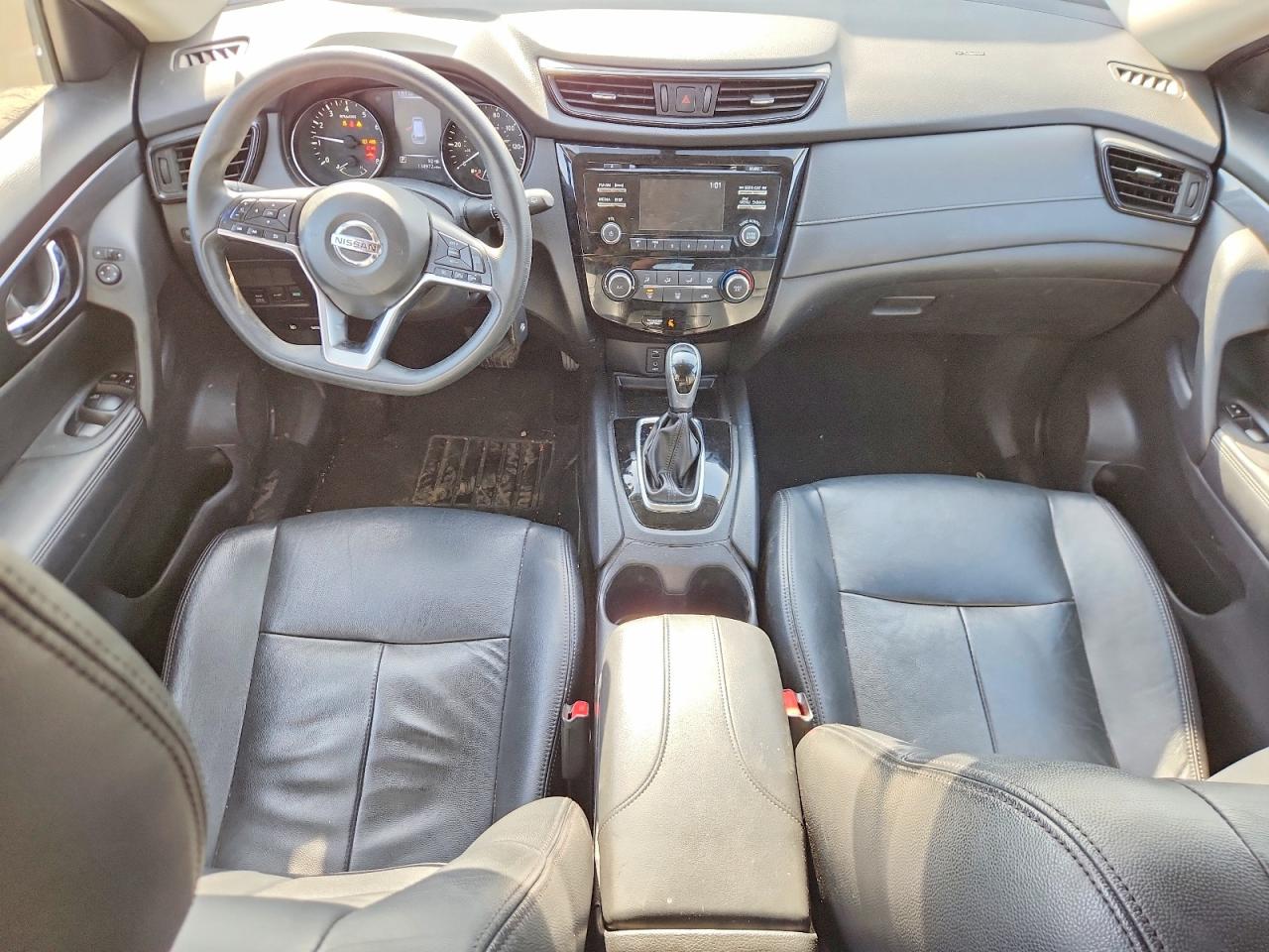 2017 NISSAN ROGUE
