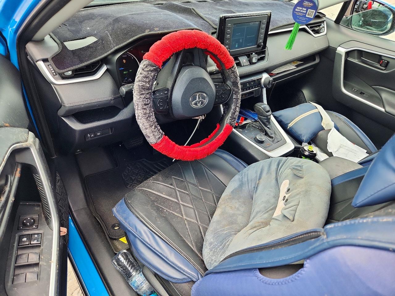 2019 TOYOTA RAV4