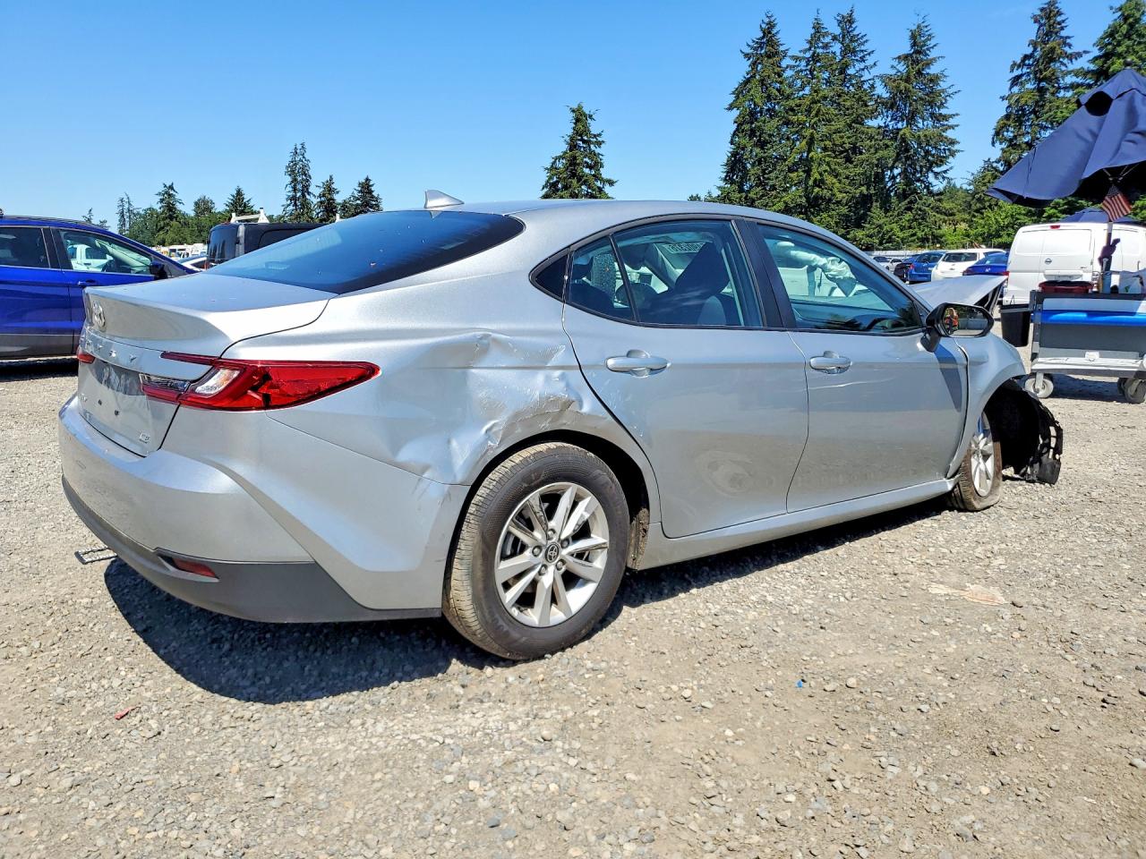 2025 TOYOTA CAMRY