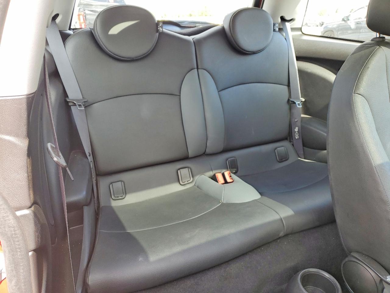 2010 MINI COOPER