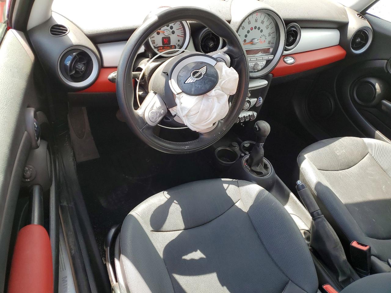2010 MINI COOPER