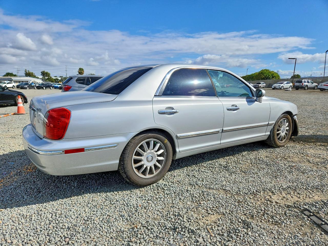 2004 HYUNDAI GRANDEUR