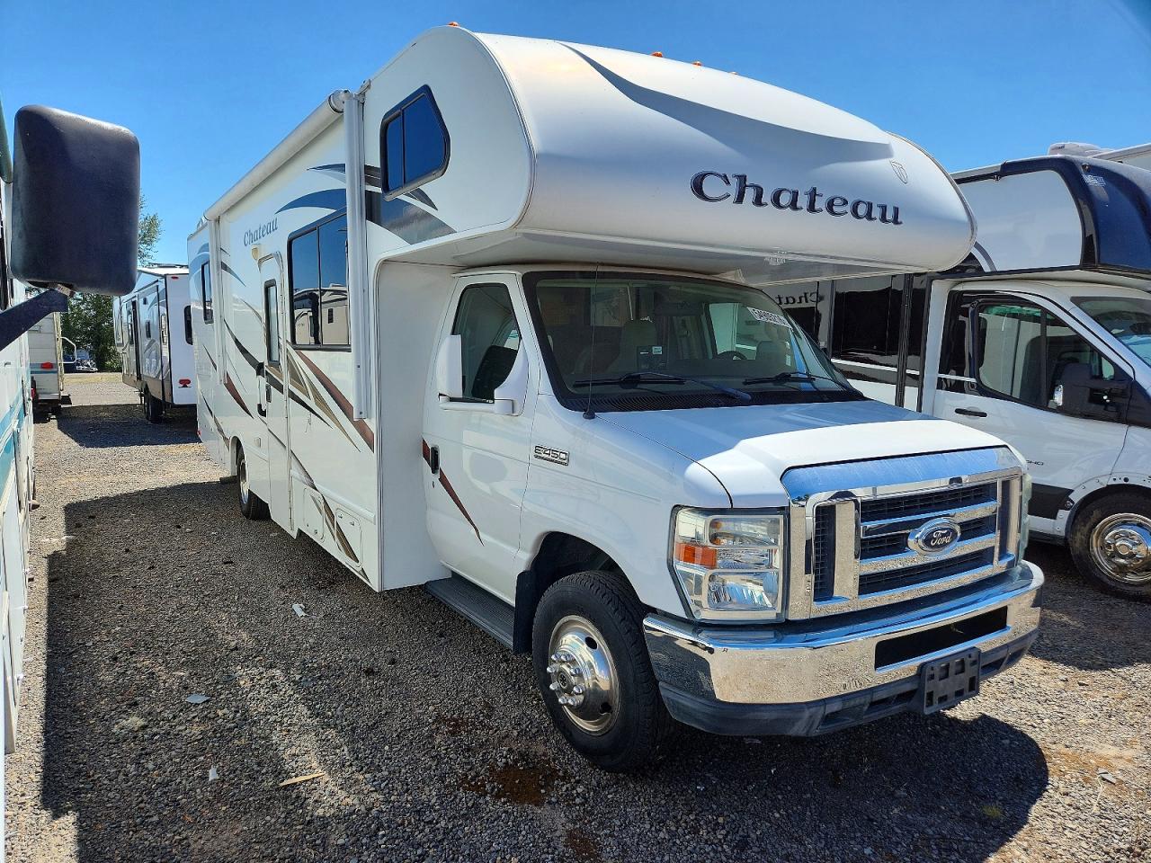 2012 FORD CHATEAU