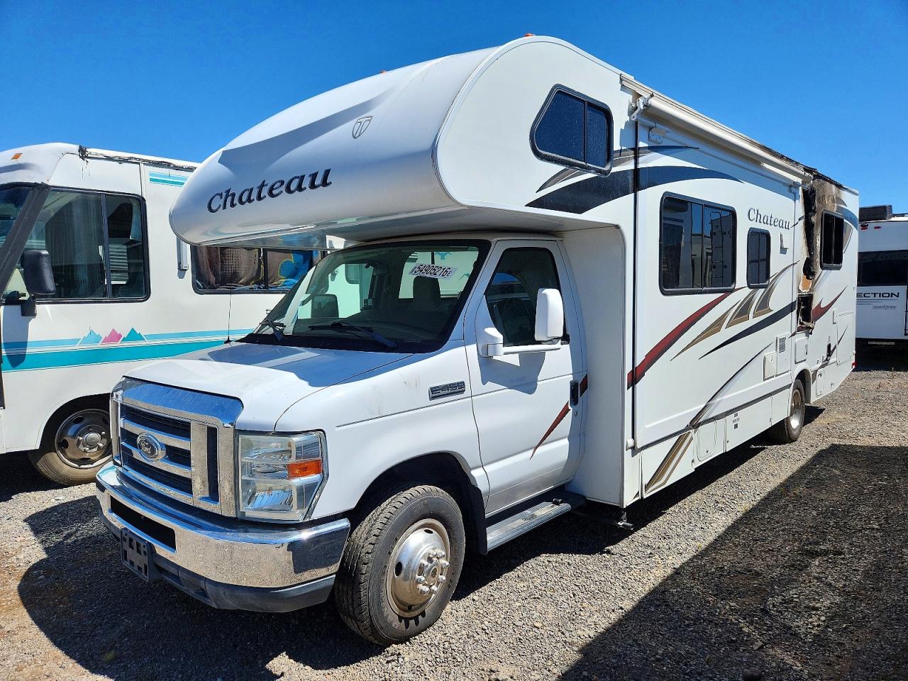 2012 FORD CHATEAU