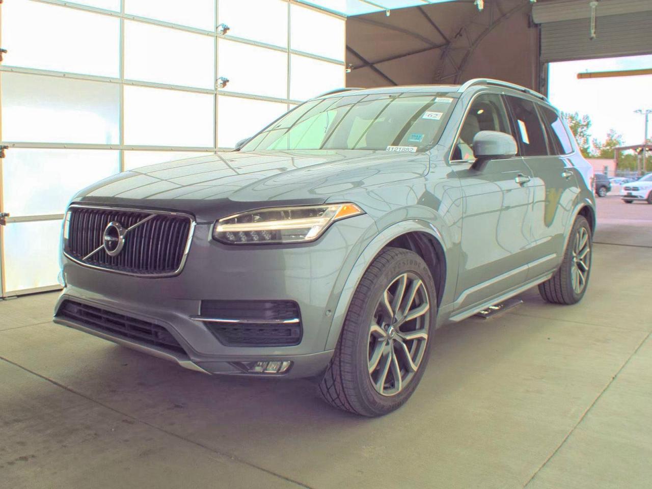 2017 VOLVO XC90