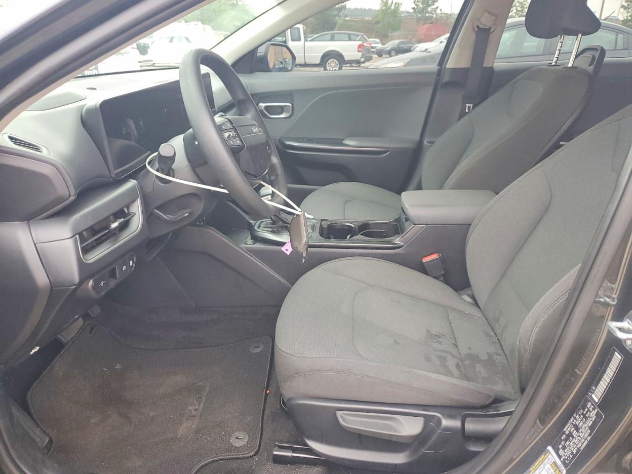 2025 KIA K4 LX