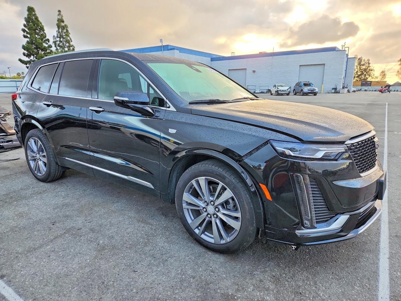 2024 CADILLAC XT6