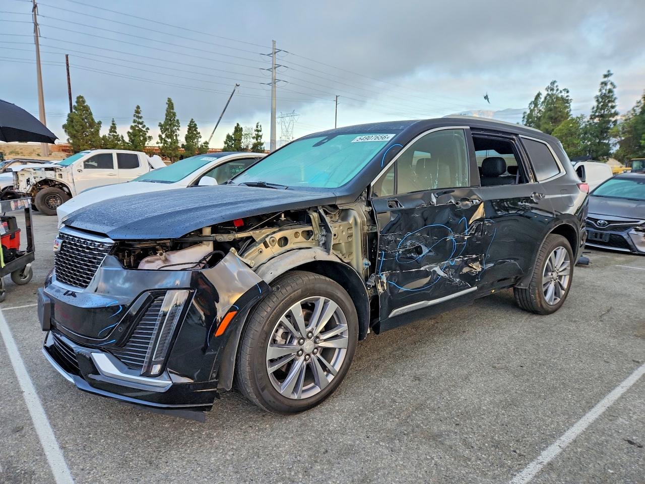 2024 CADILLAC XT6