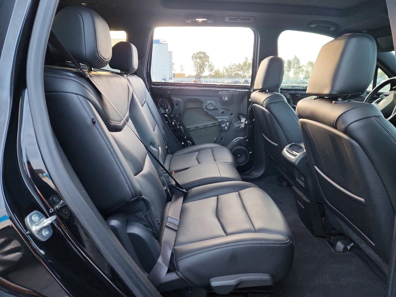 2024 CADILLAC XT6