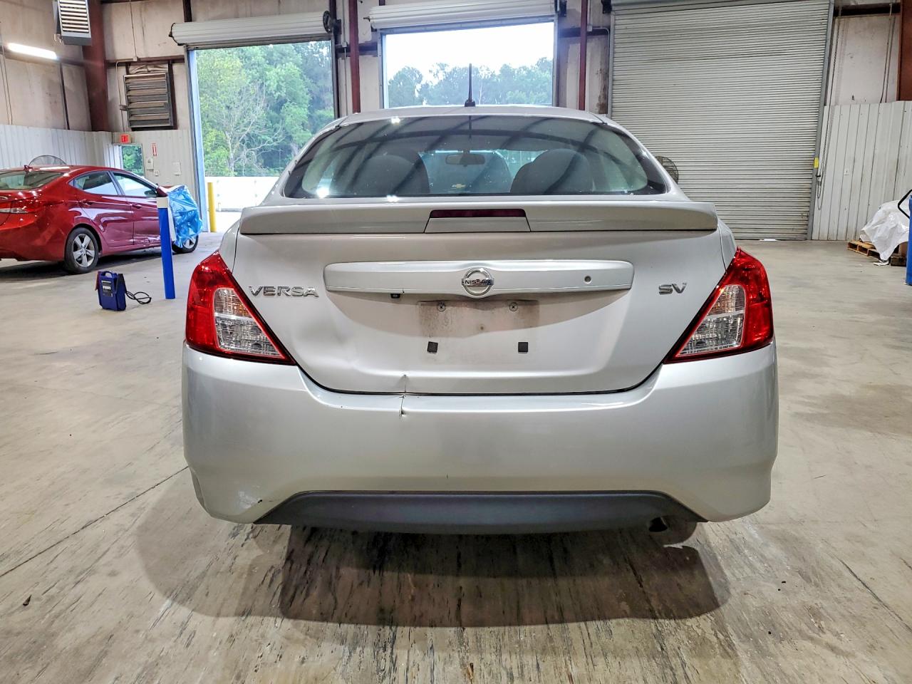 2019 NISSAN VERSA