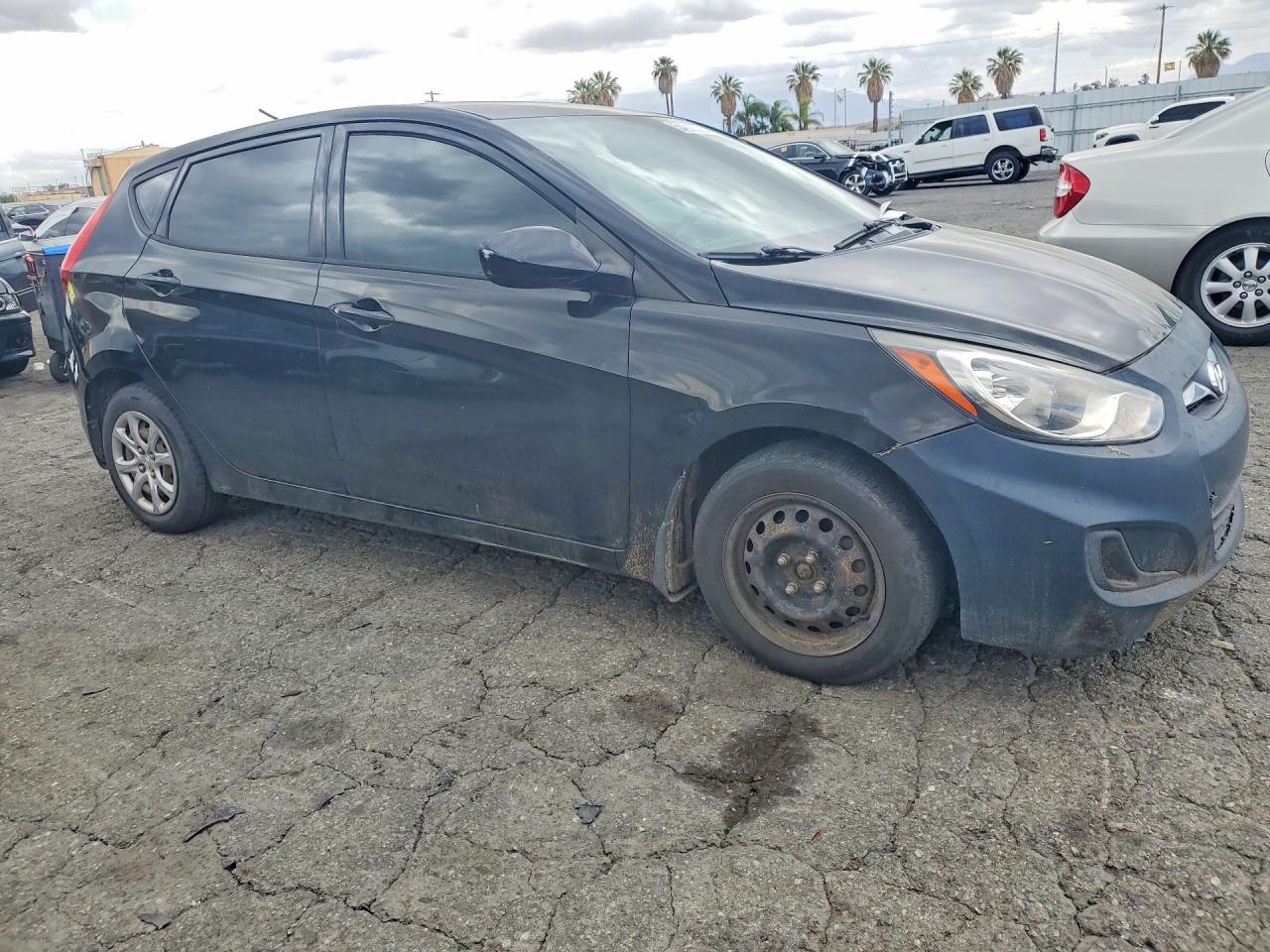 2013 HYUNDAI ACCENT