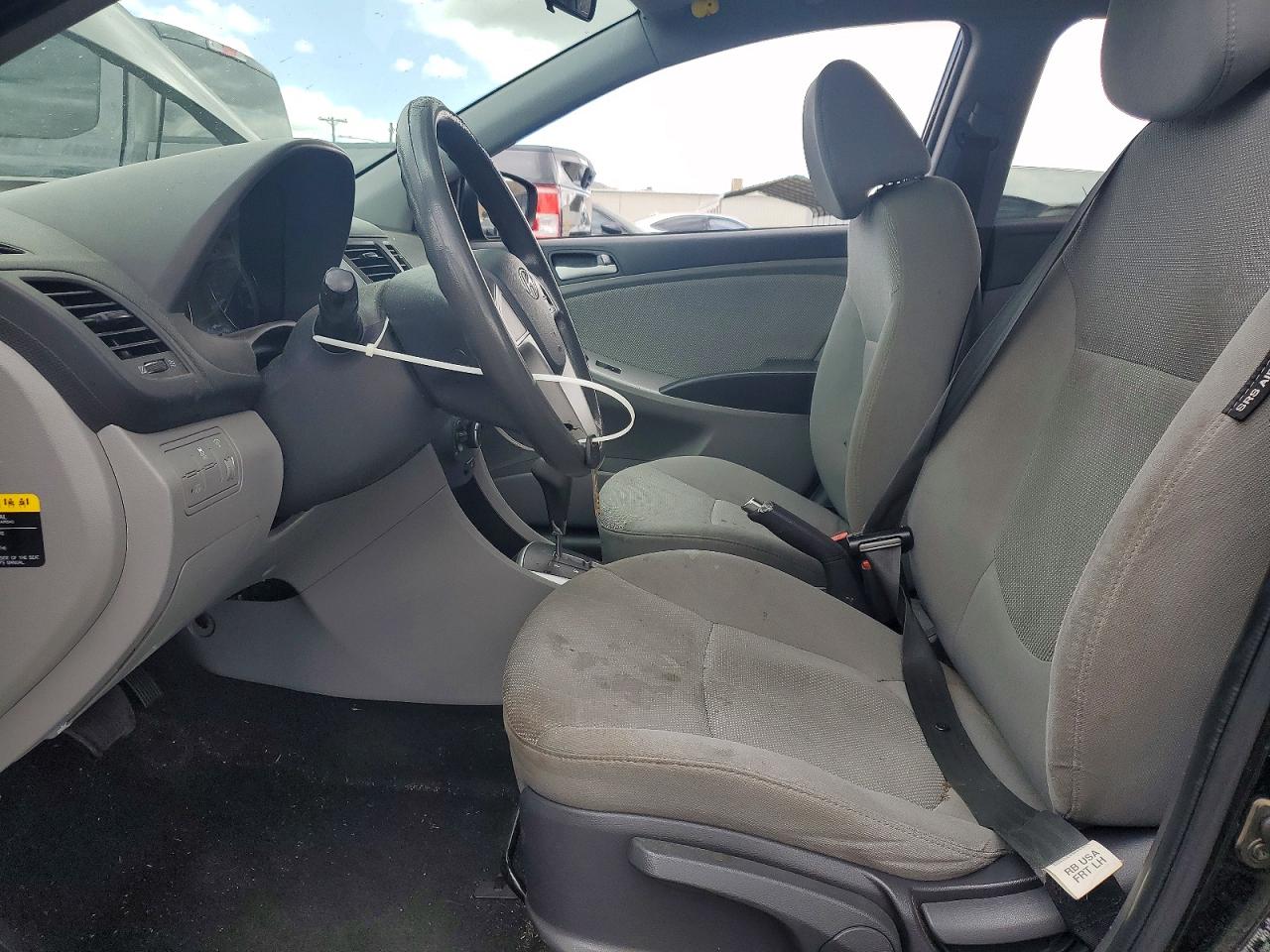 2013 HYUNDAI ACCENT