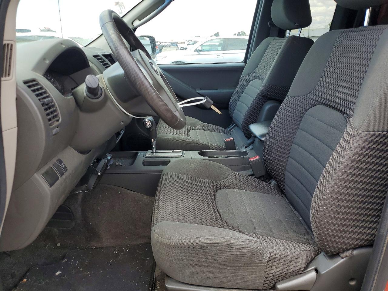 2005 NISSAN FRONTIER