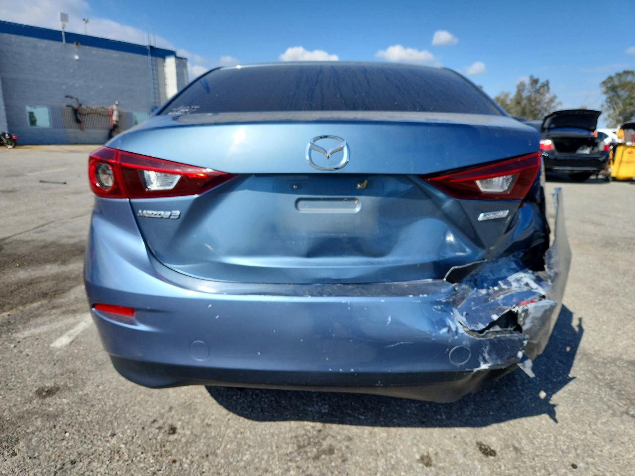 2014 MAZDA 3