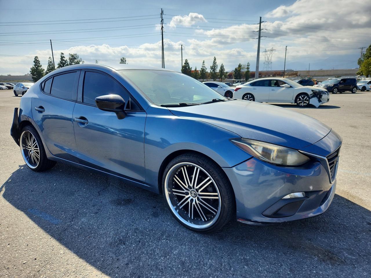 2014 MAZDA 3