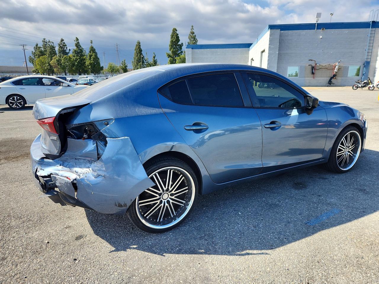 2014 MAZDA 3