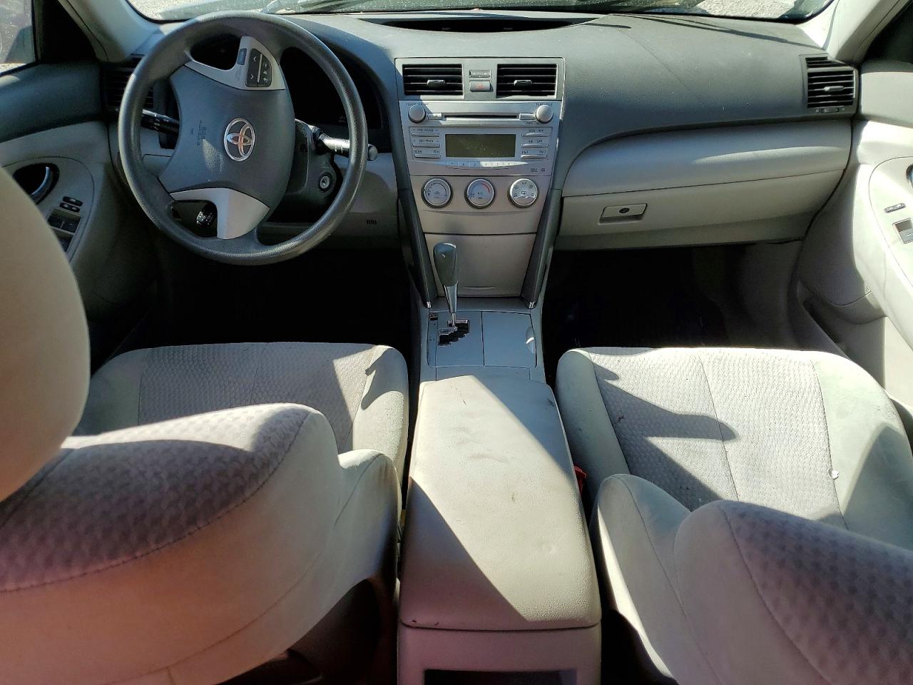 2010 TOYOTA CAMRY