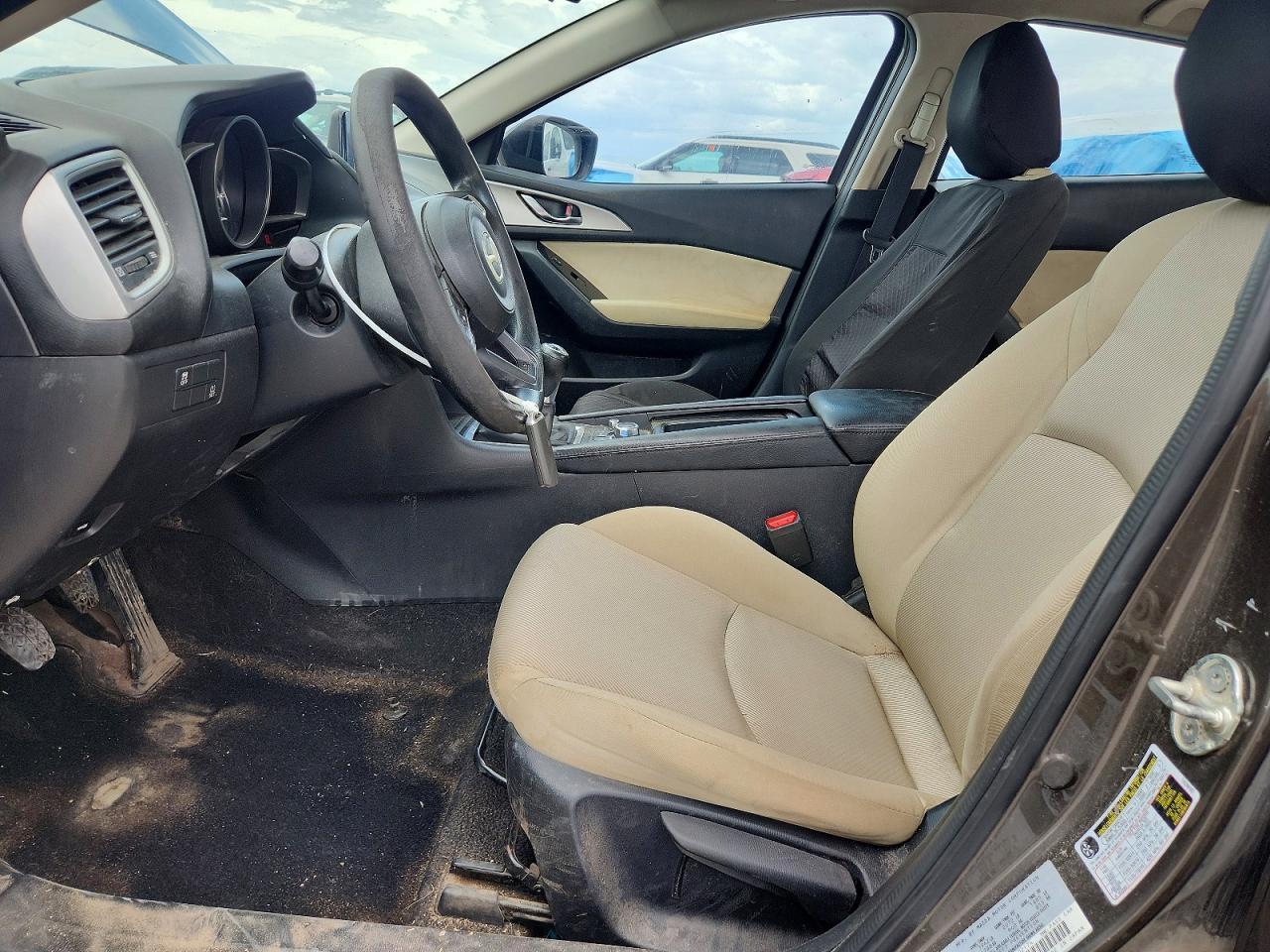2017 MAZDA 3