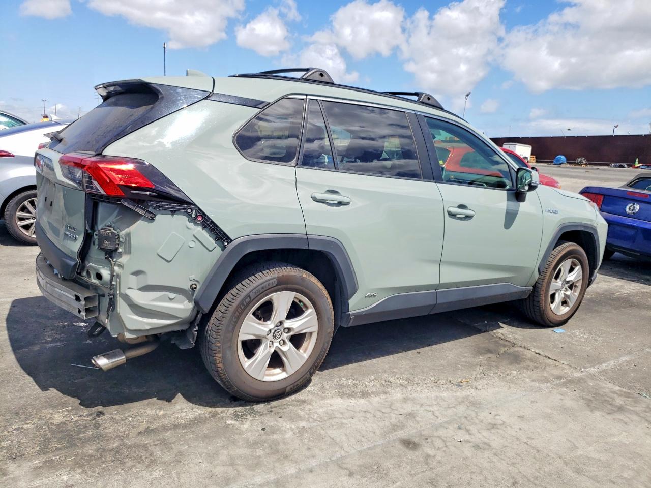 2021 TOYOTA RAV4