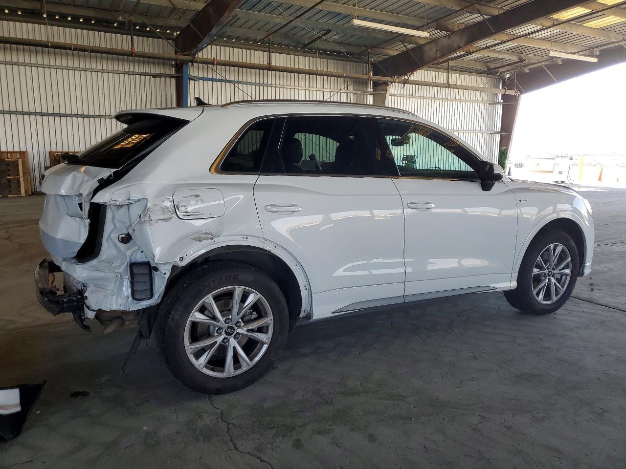 2024 AUDI Q3