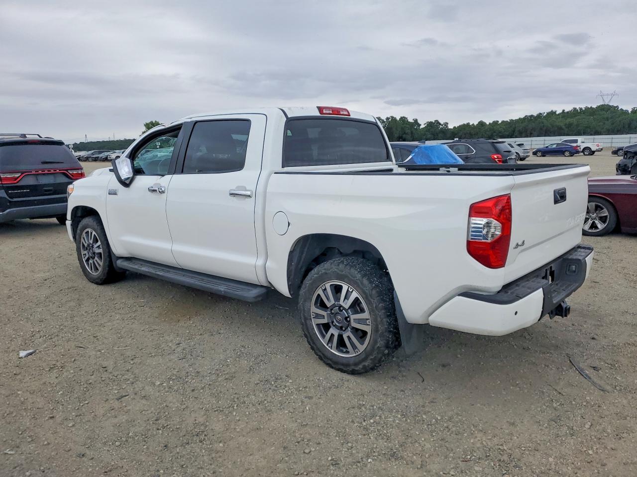 2019 TOYOTA TUNDRA