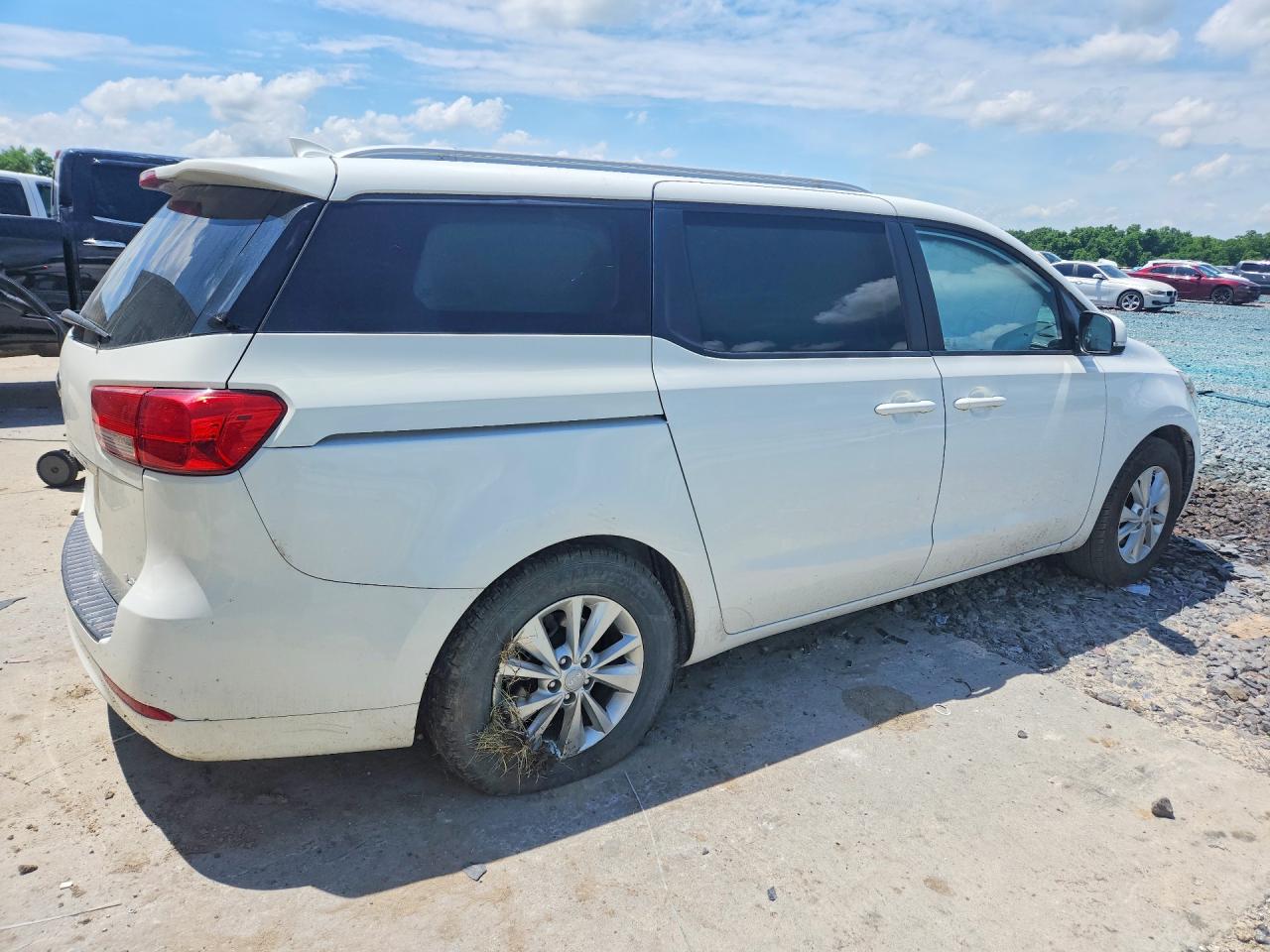 2015 KIA SEDONA