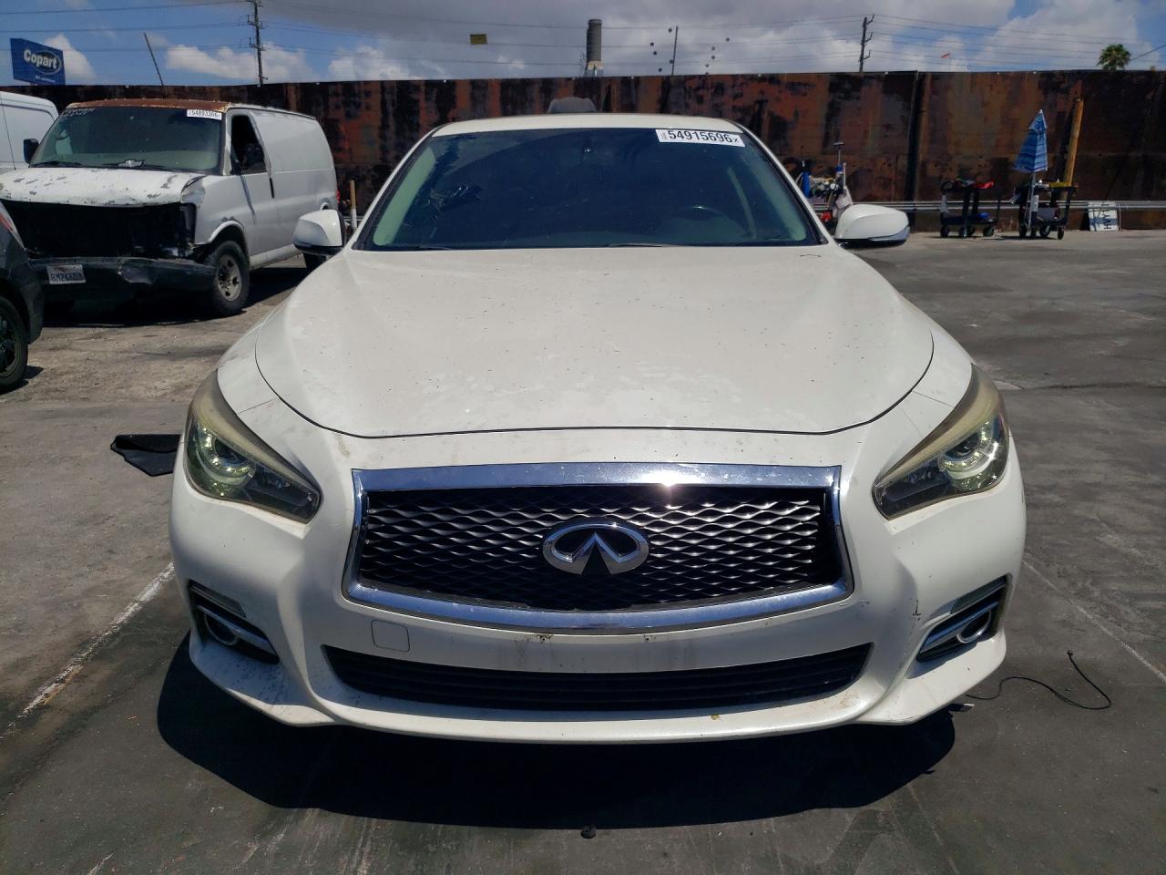 2016 INFINITI Q50