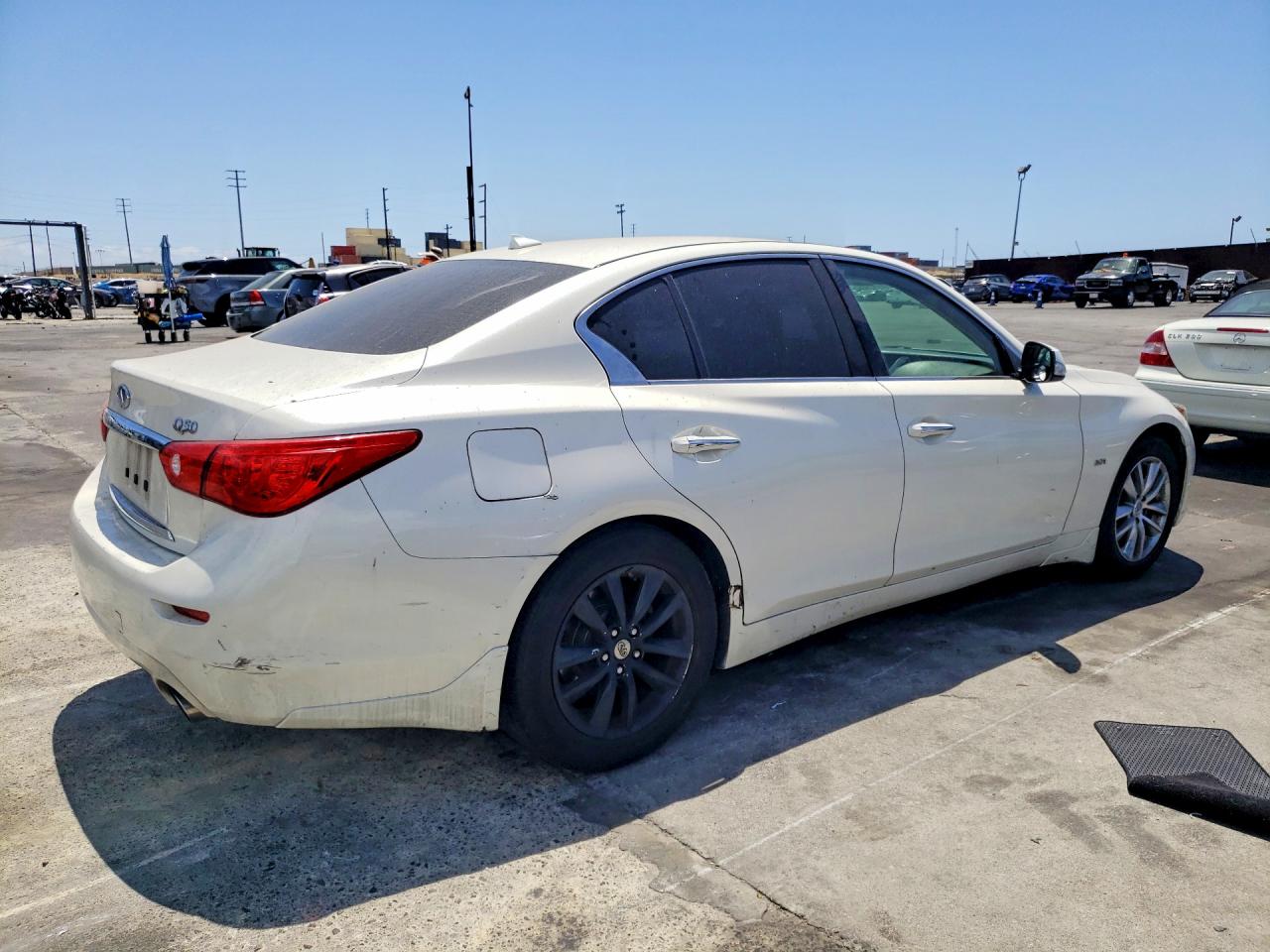 2016 INFINITI Q50